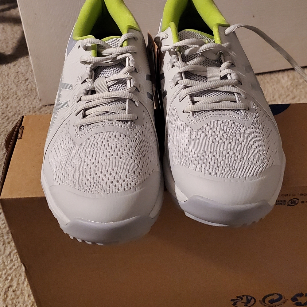 Asics White and Gray Athletic Shoes with Breathable Mesh